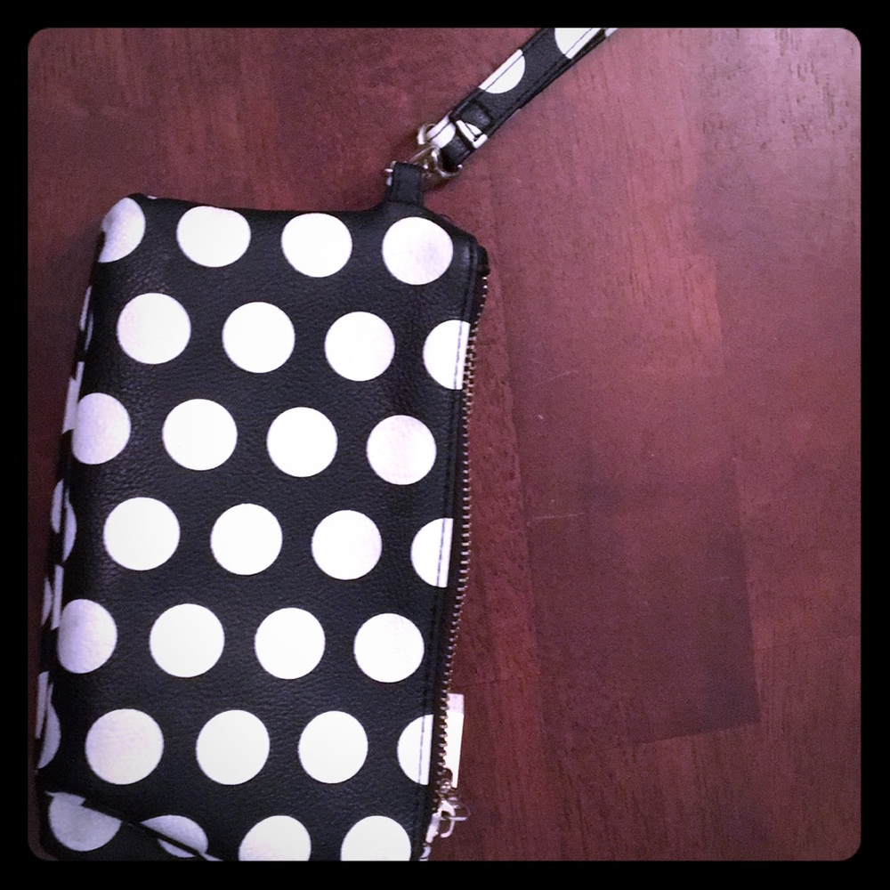 This is a travel/small size purse/wallet.